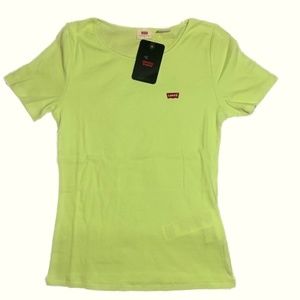 NWT LEVI'S Short Sleeve T-Shirt Small